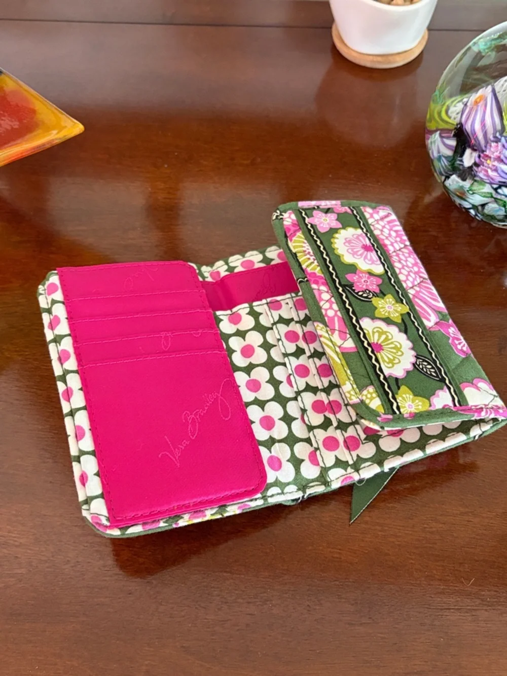Vera Bradley Quilted Floral Euro Trifold Wallet ~ Olivia Pink - Picture 3 of 5